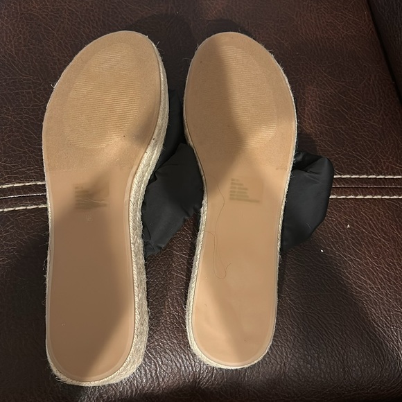 Large size - Picture 3 of 3